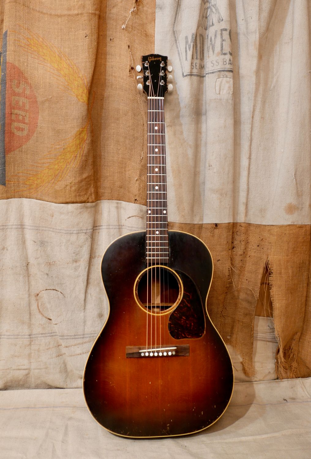 1949 Gibson LG-2 Sunburst