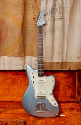 1960 Fender Jazzmaster Ice Blue Metallic Refin