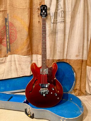 1967 Epiphone Rivoli Bass Sparkling Burgundy