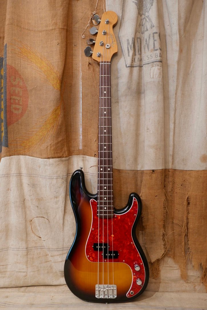 1992 Fender MIJ &#39;62 RI Precision Bass Sunburst