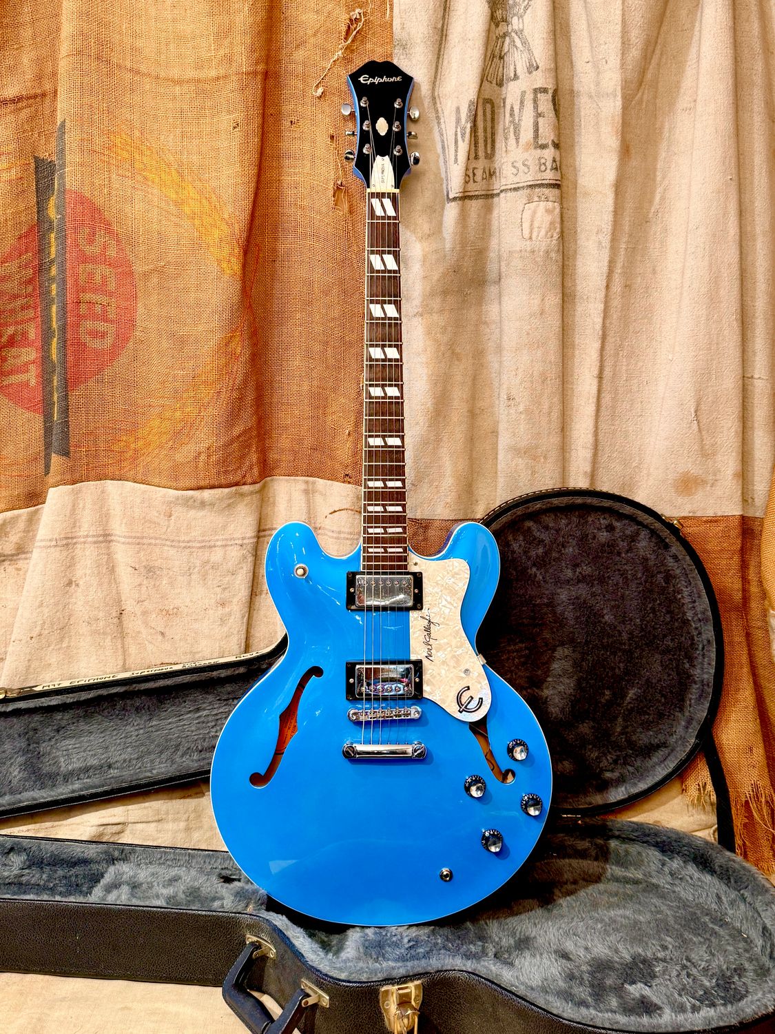 1997 Epiphone  Noel Gallagher Supernova CL Signature Blue