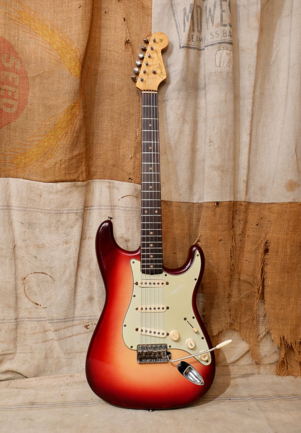 1961 Fender Stratocaster Redburst Refin