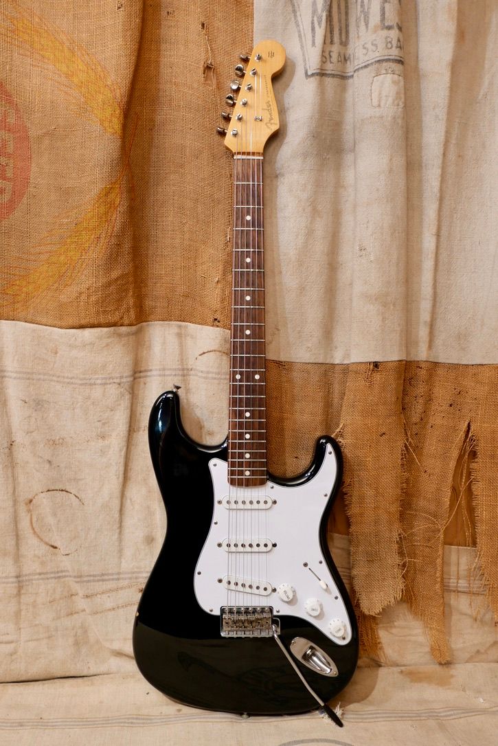 2002 Fender CIJ/MIJ &#39;62RI Stratocaster Black