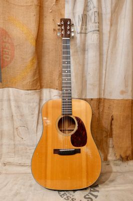 1960 Martin D-18 Natural