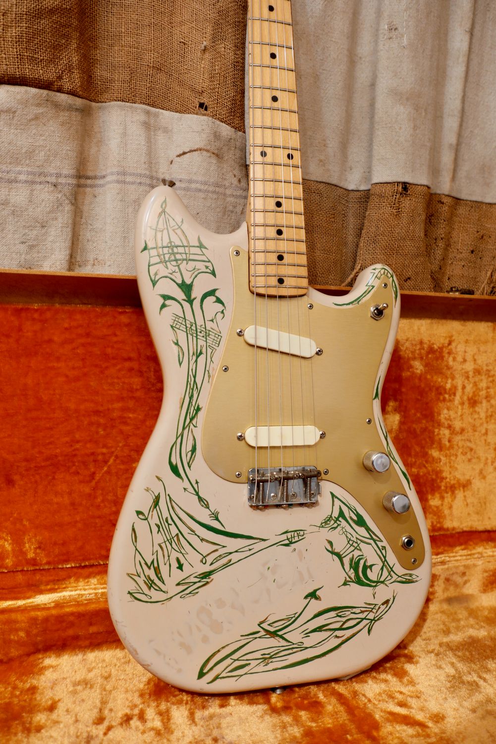 1958 Fender Duo Sonic Desert Sand Pinstriped / Painted