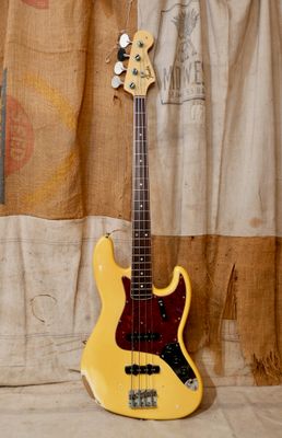 1966 Fender Jazz Bass Olympic White