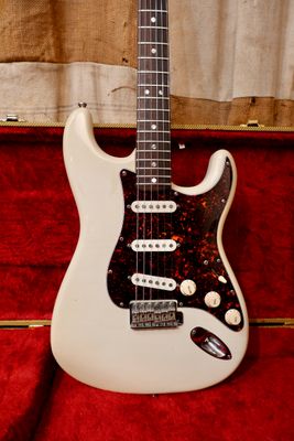 1979 Fender Stratocaster White