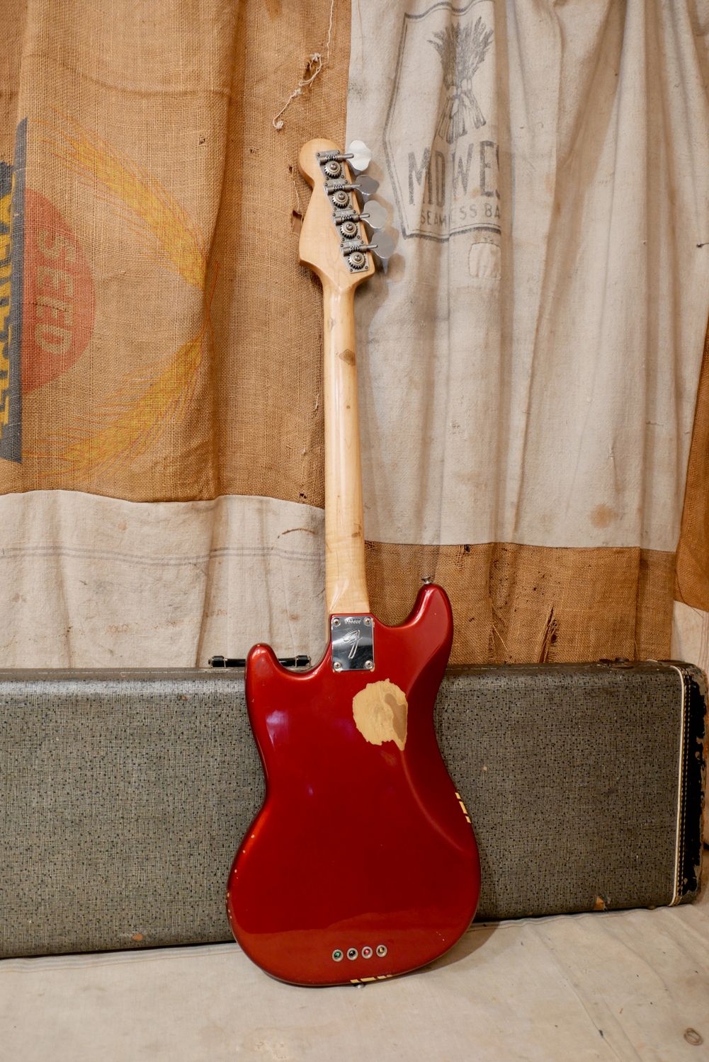 Fender Mustang Bass レッド 美品。 1970 Fender Mustang Bass Competition Red