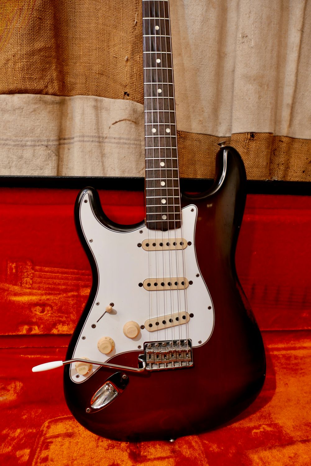 1965 Fender Stratocaster Dark Sunburst Refin Lefty