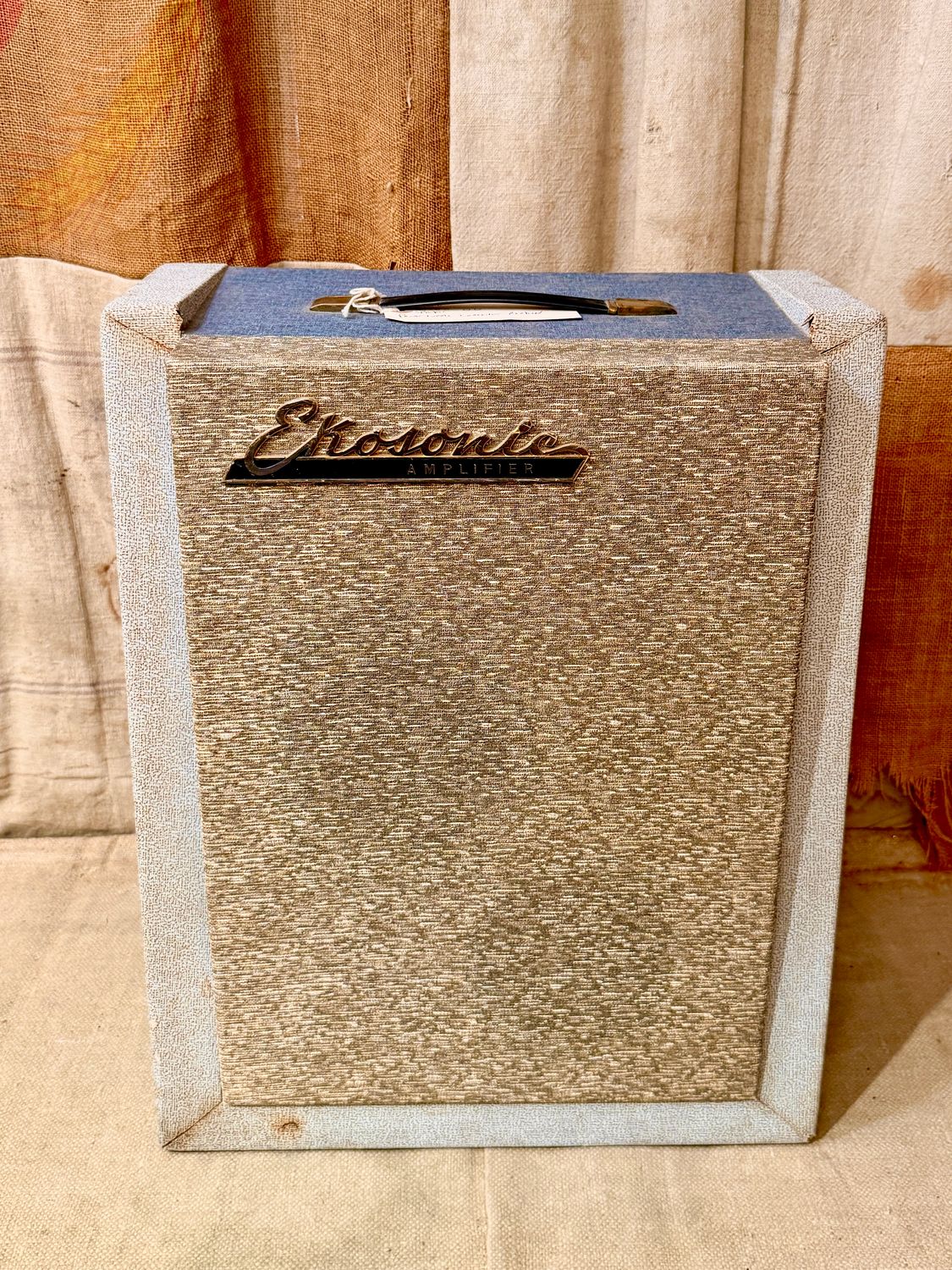 Ekosonic Mod 98. 1950's Tube Amplifier Two Tone Blue