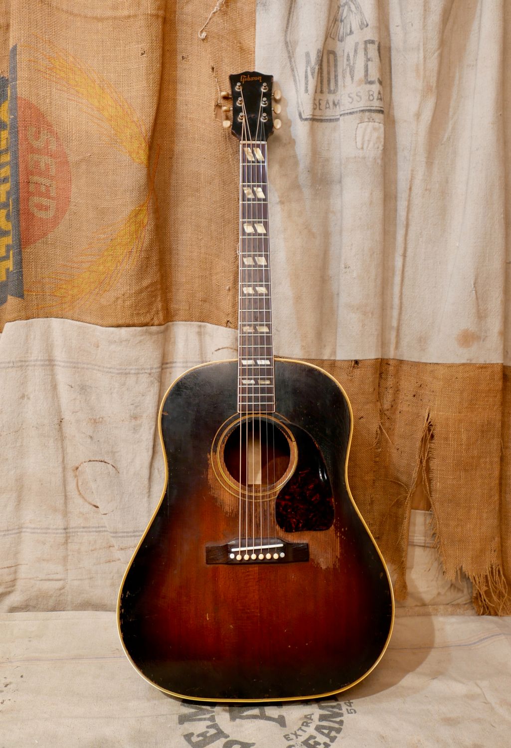 1954 Gibson SJ Southern Jumbo Sunburst X7461 25