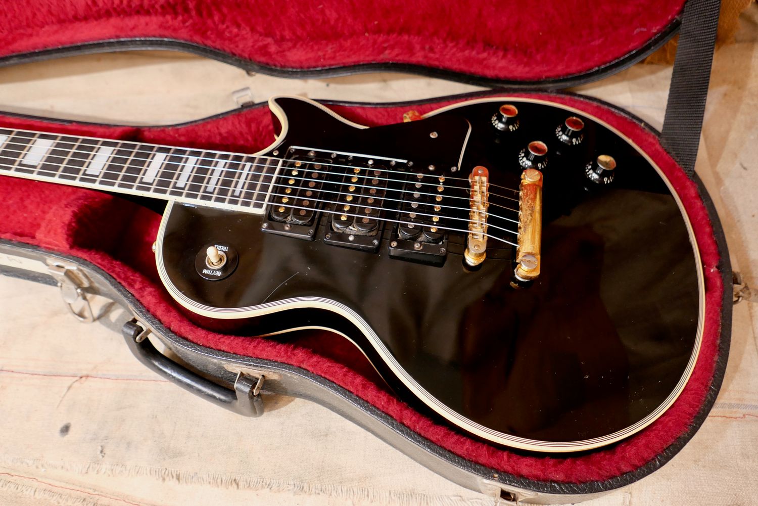 1978 Gibson Les Paul Custom Black 3 Pickup (c)