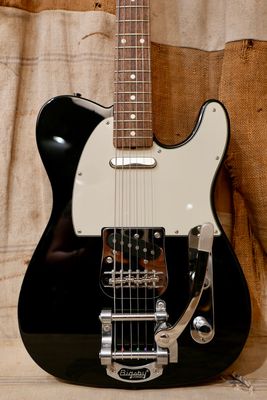 2022 Fender MIJ Traditional 60s Telecaster Black w/ Bigsby