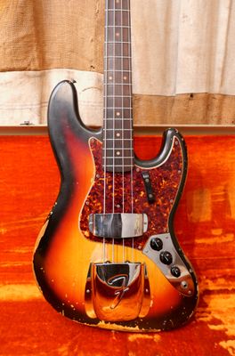 1964 Fender Jazz Bass Sunburst