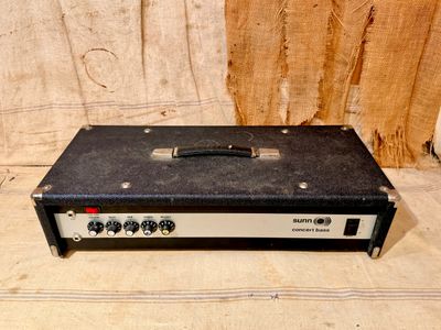 1980&#39;s Sunn Concert Bass Head-Solid State