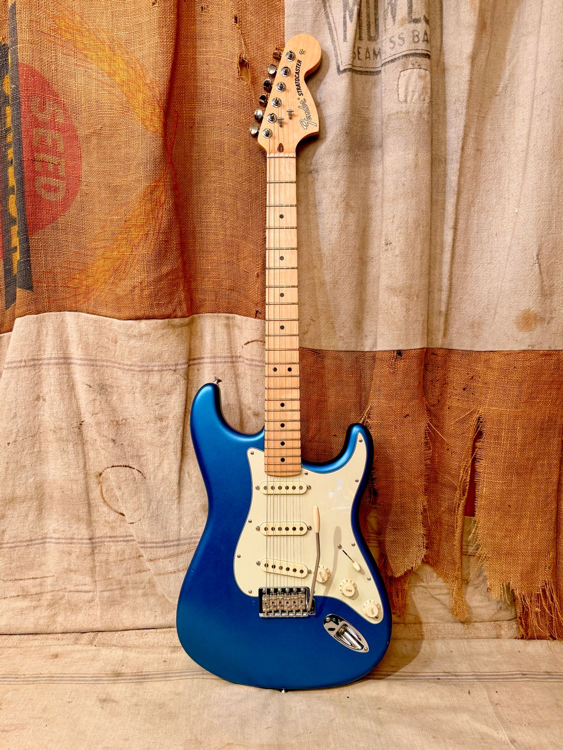 2019 Fender American Performer Stratocaster Satin Lake Placid Blue LPB