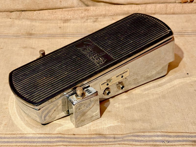 fender fuzz wah フェンダー　ファズ　ワウ　ビンテージ fender fuzz wah フェンダー ファズ ワウ ビンテージ フェンダー