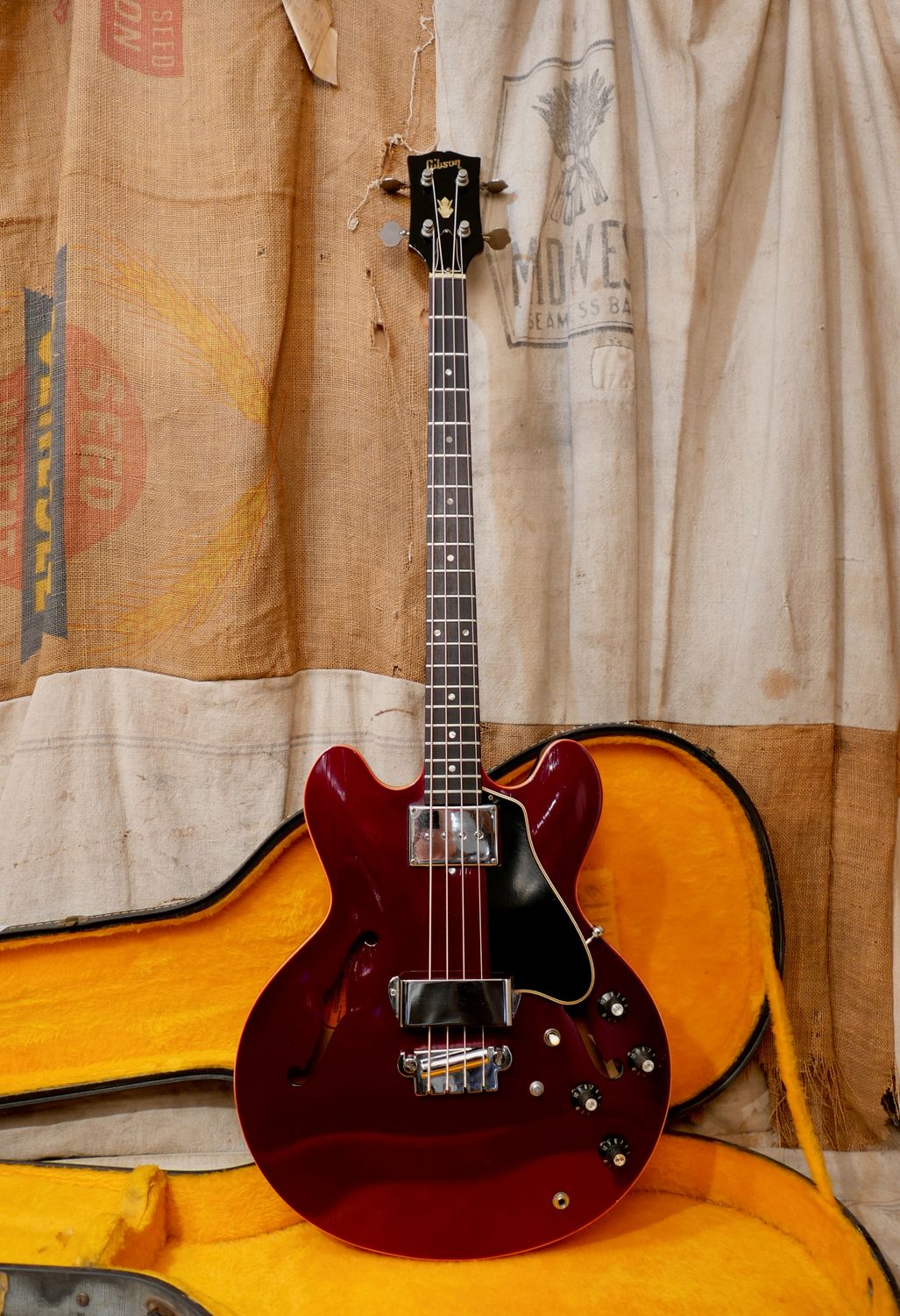 1967 Gibson EB-2D Bass Sparkling Burgundy Metallic
