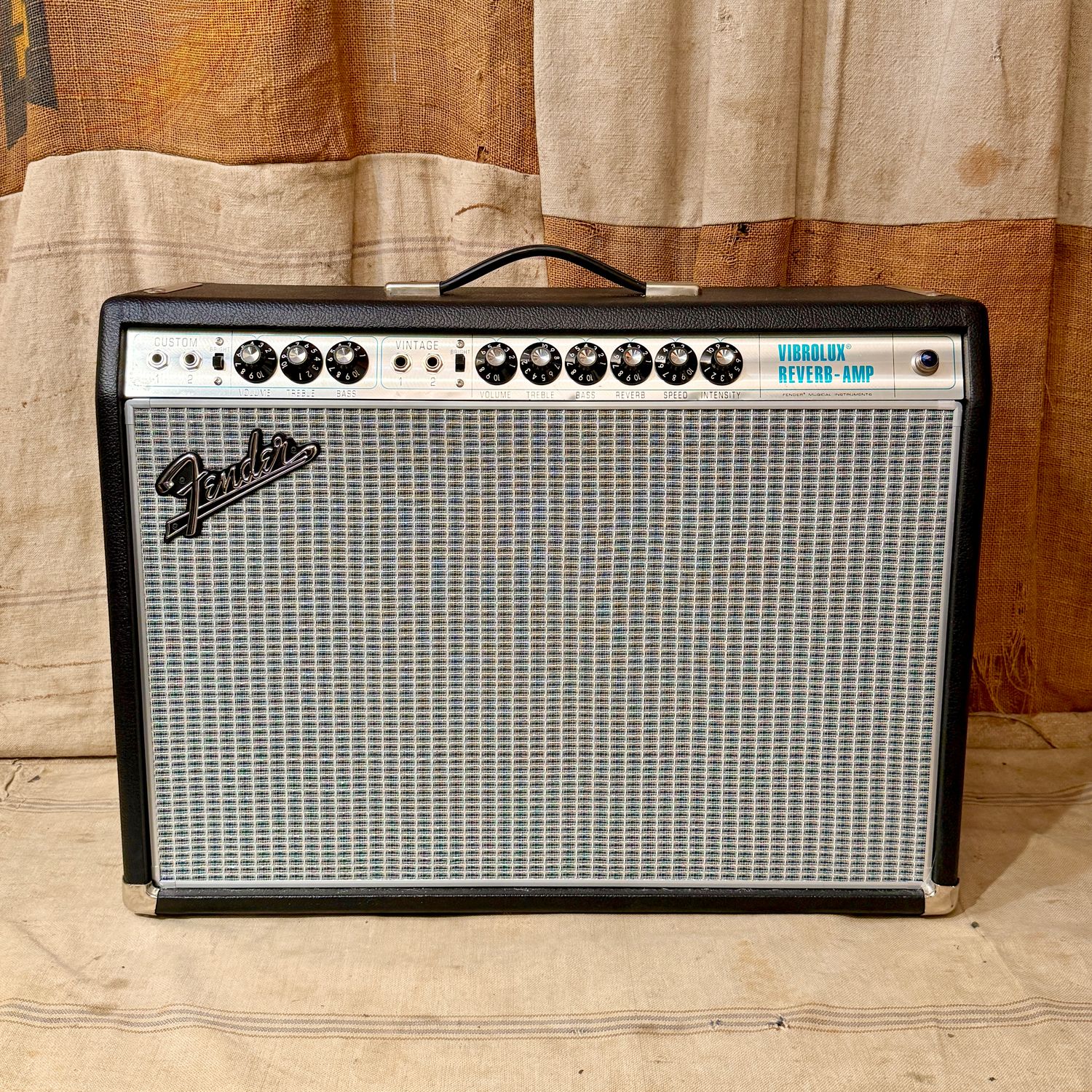2020 Fender &#39;68 Custom Vibrolux Reissue Silver Panel w/cover