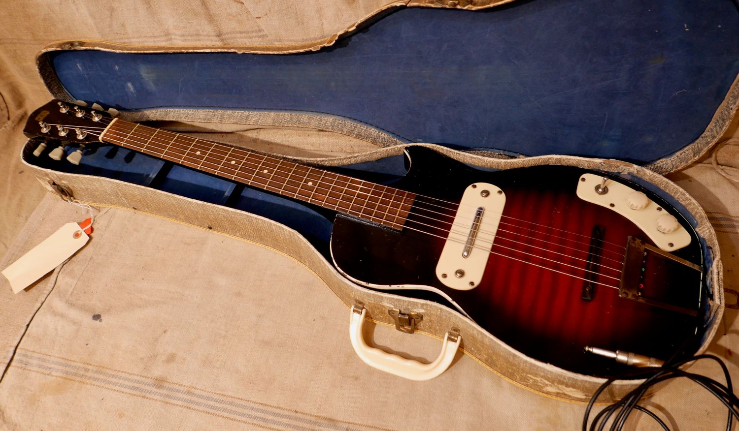 1952 Rex by Kay K-125 Peanut Sunburst K125