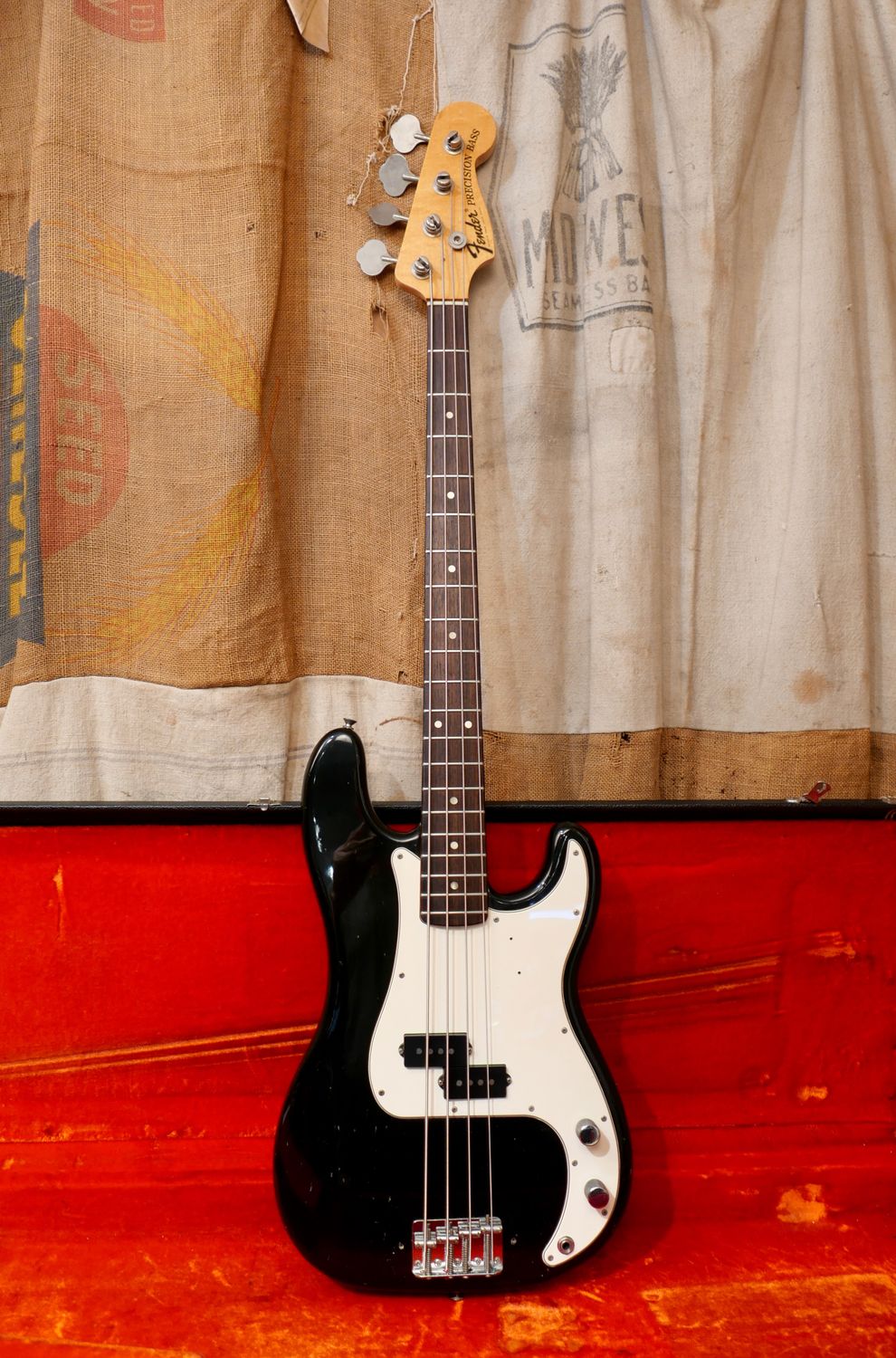 1971 Fender Precision Bass Black