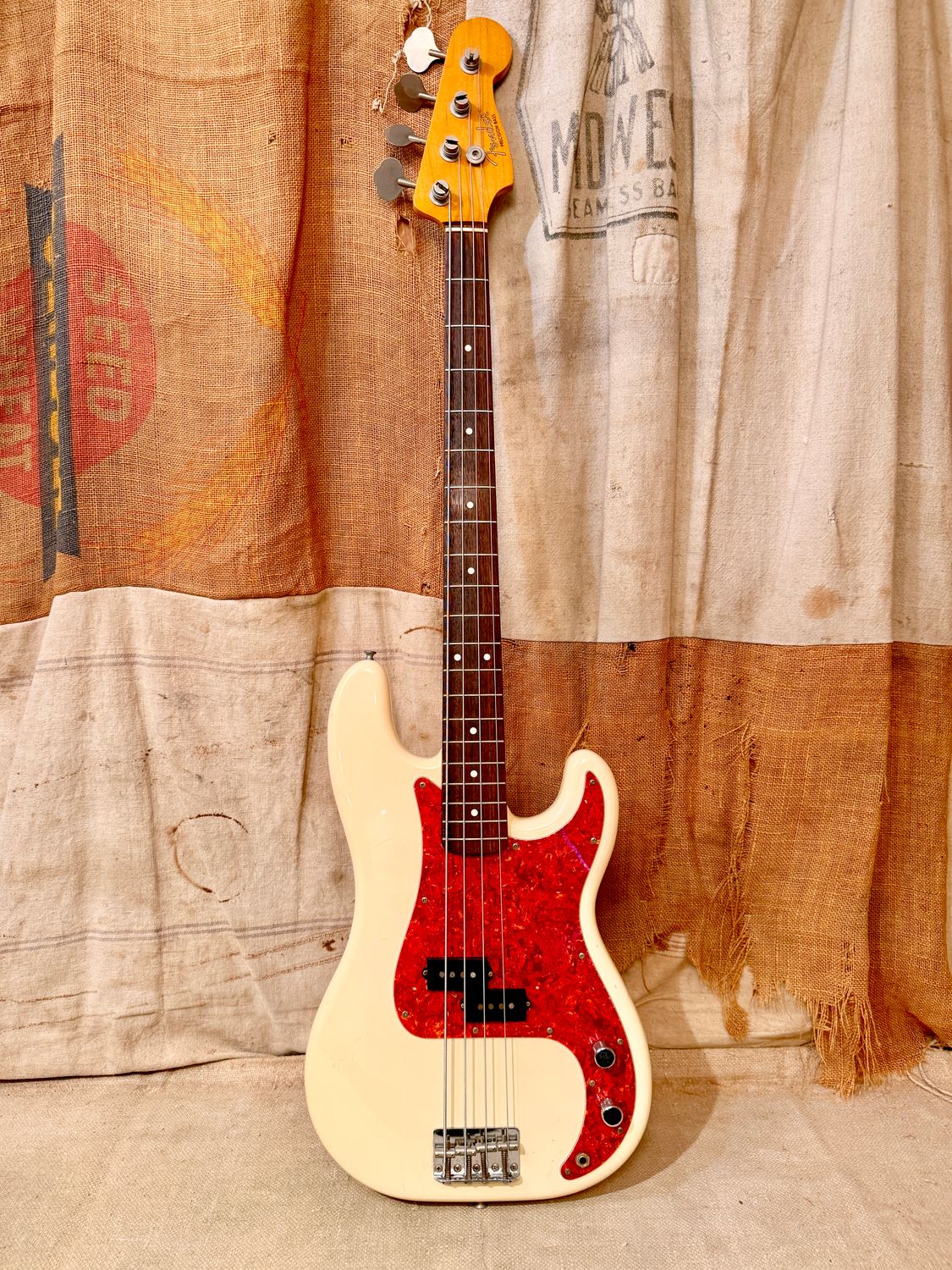 1986 Fender MIJ &#39;62 Reissue Precision Bass Olympic White