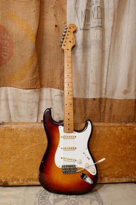 1959 Fender Stratocaster Sunburst *Maple Neck