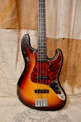 1962 Fender Jazz Bass Sunburst