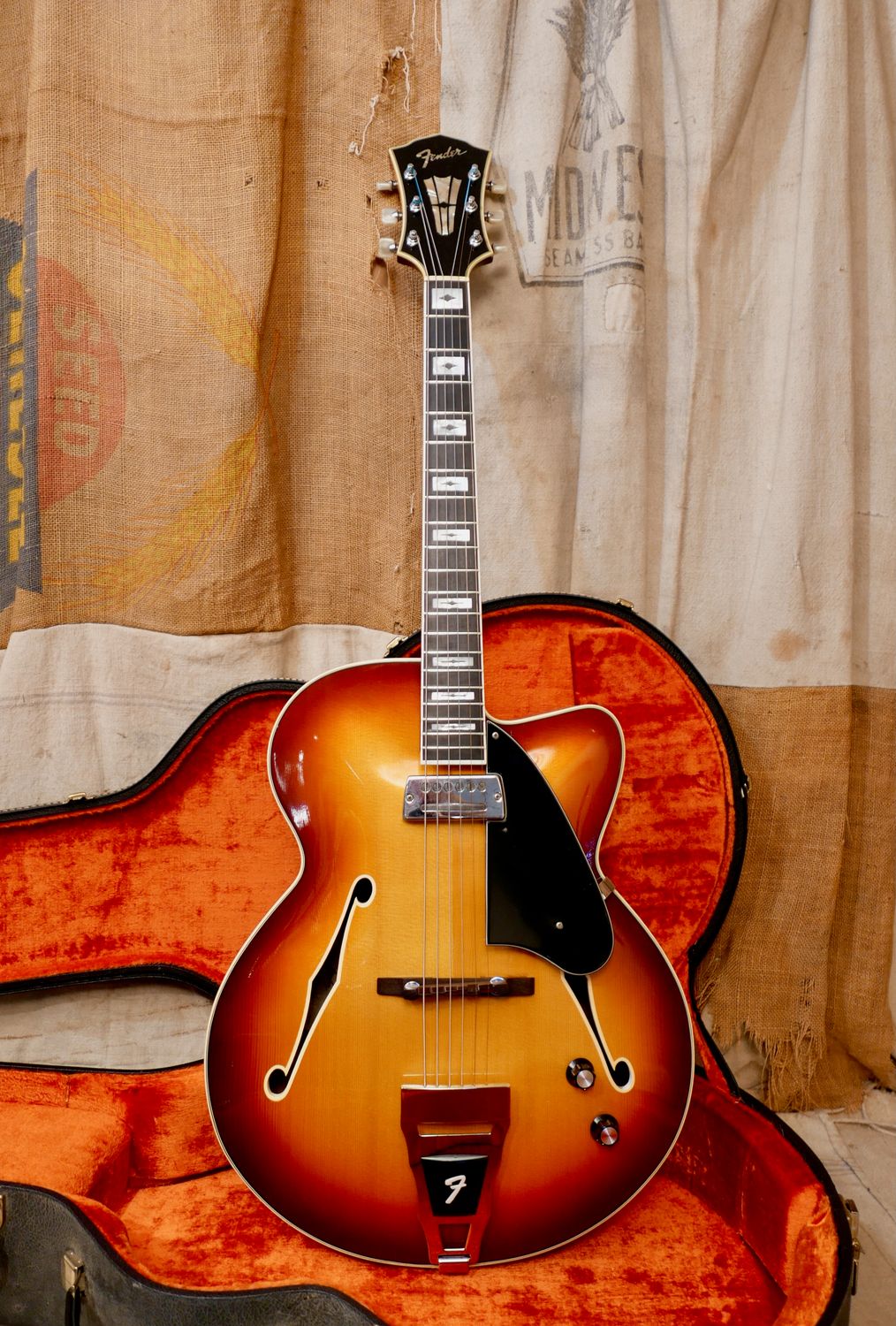 1971 Fender Montego Sunburst