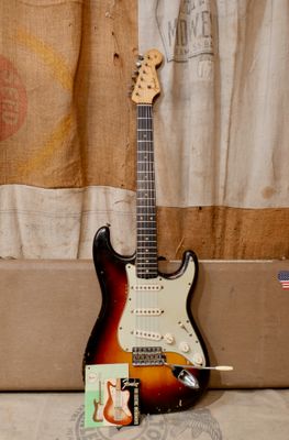 1961 Fender Stratocaster Sunburst