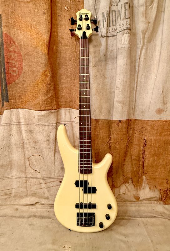 1989 Ibanez Roadstar II White RB-850