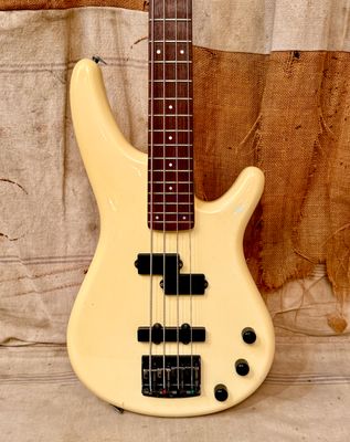 1989 Ibanez Roadstar II White RB-850