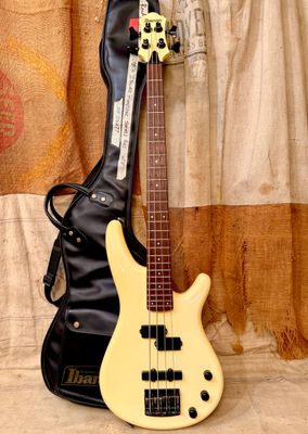 1984 Ibanez Roadstar II White RB-850 Bass Guitar