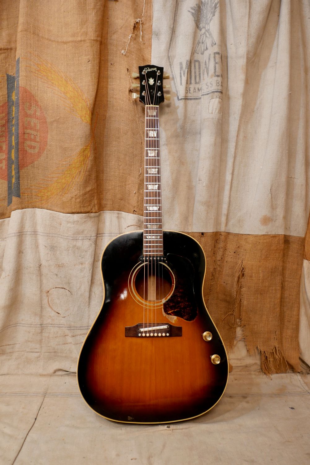 1967  Gibson J160E Sunburst J-160E