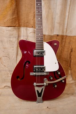 1965 Martin GT-75 Red