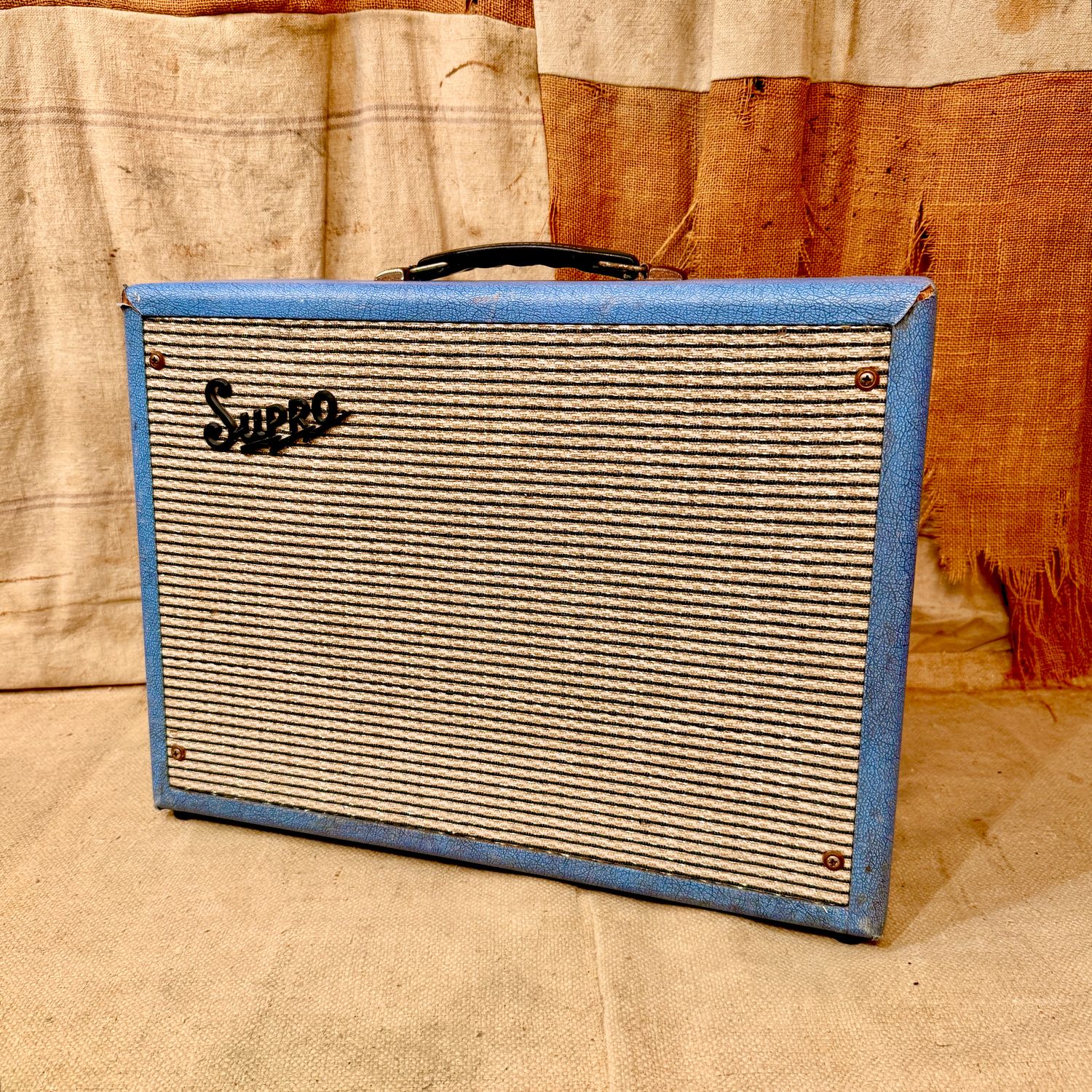 1965 Supro Valco 1616t 