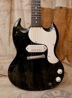 2014 Dwight Juke SG Junior Silver Fox