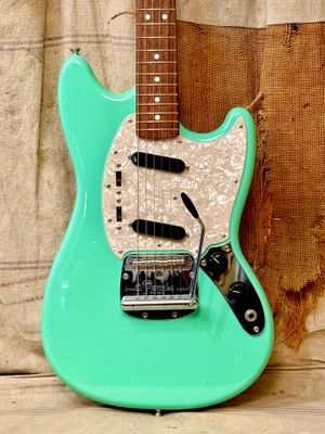 2017 Fender MIJ Traditional 60s Mustang Surf Green