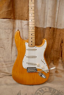 1974 Fender Stratocaster Natural