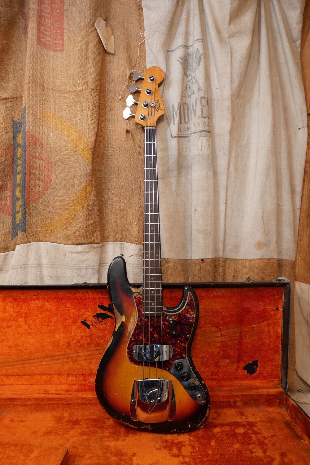 fender jazz bass tobacco sunburst 1964 Fender Jazz Bass Sunburst w/OHSC