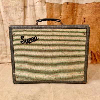 1961 Supro-Valco 1616t Tube Amplifier Grey