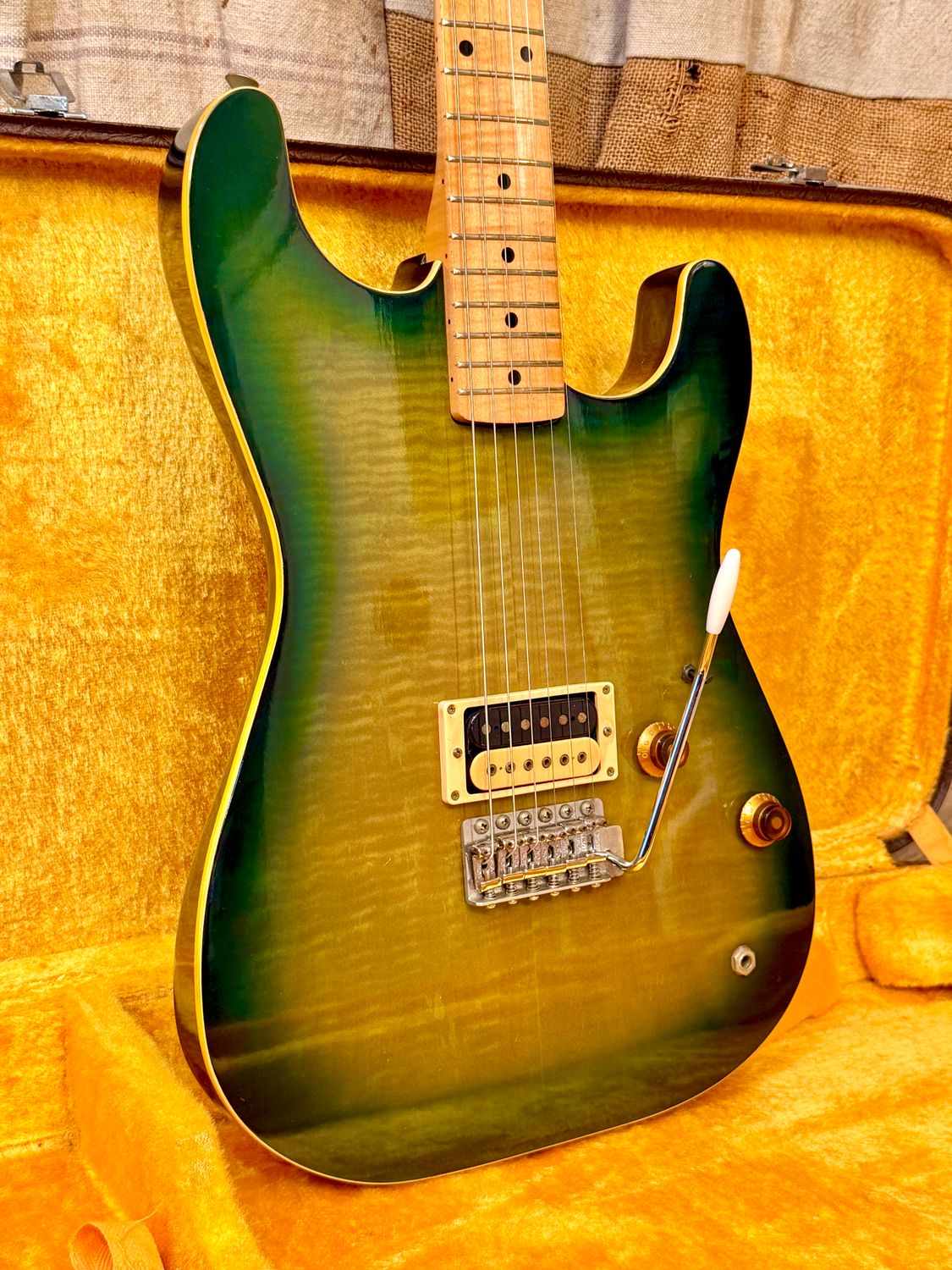 1980 トーカイ SS60 grinningdog mod 1981 Tokai VS-60 Springy Sound