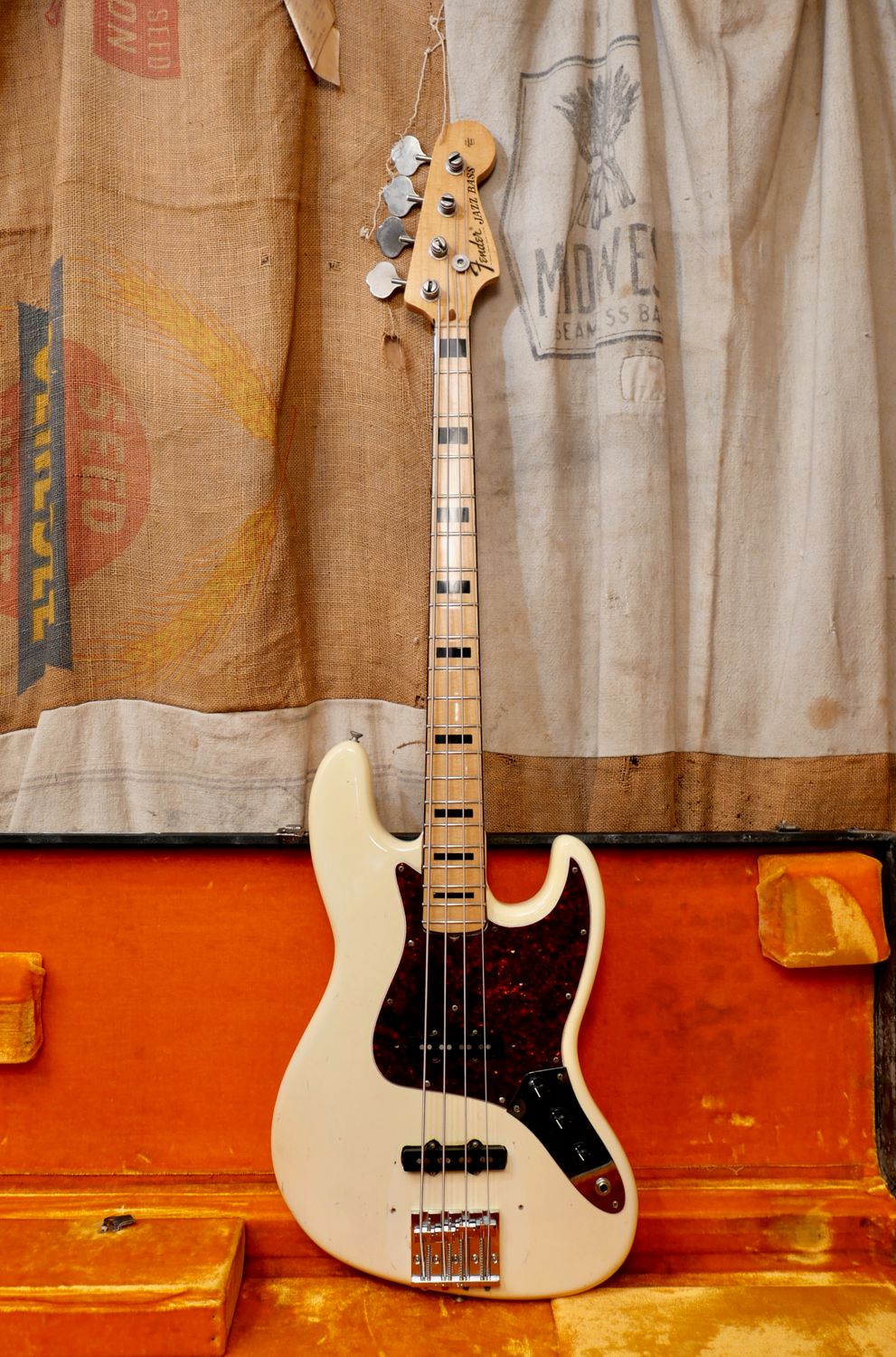 1972 Fender Jazz Bass Olympic White Maple Black Block