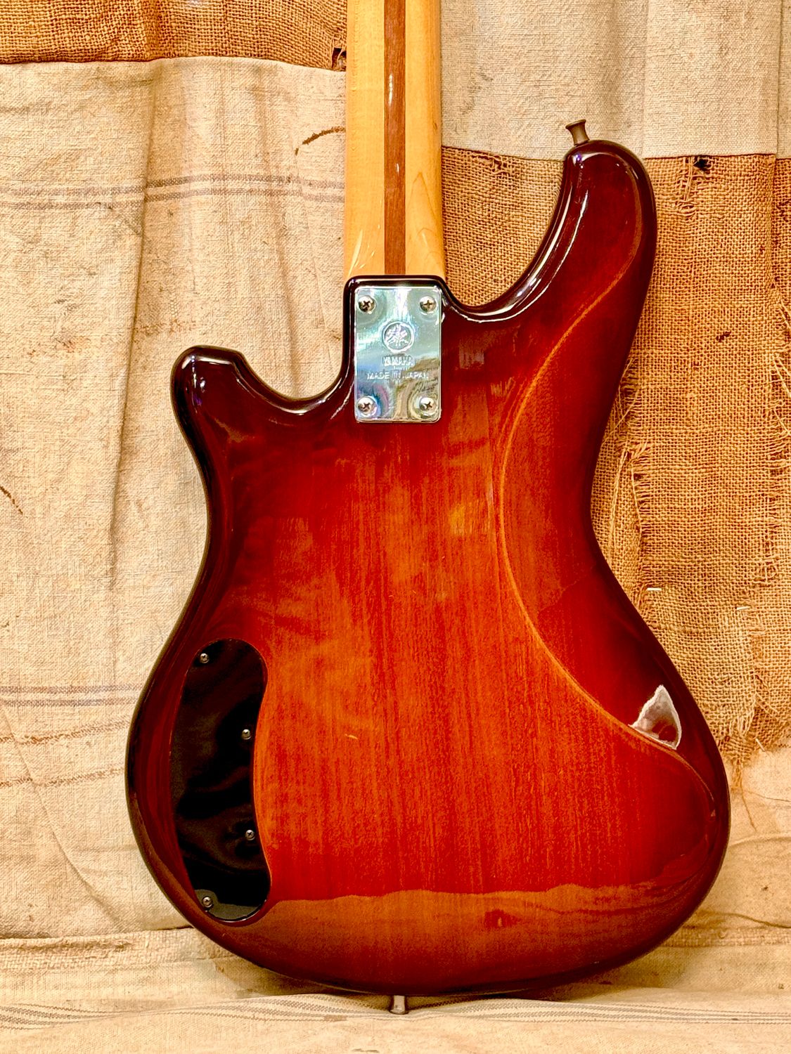 1981 Yamaha Super Bass SB-800S Dark Sunburst