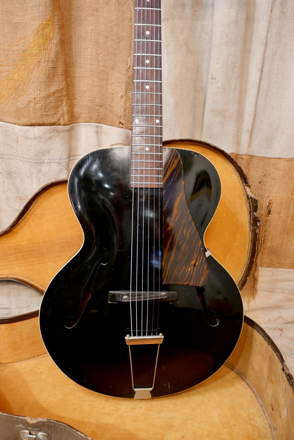 1930's Gibson Special #4 L-50 Archtop Black (Refin Back-Sides)