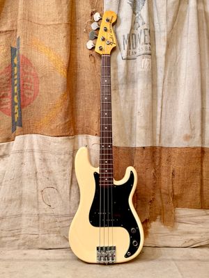 2000 Fender CIJ-MIJ 70's Reissue Precision Bass Vintage White PB70 (Badass)