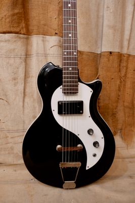 1965 National Varsity 66 Black Reso-Glass