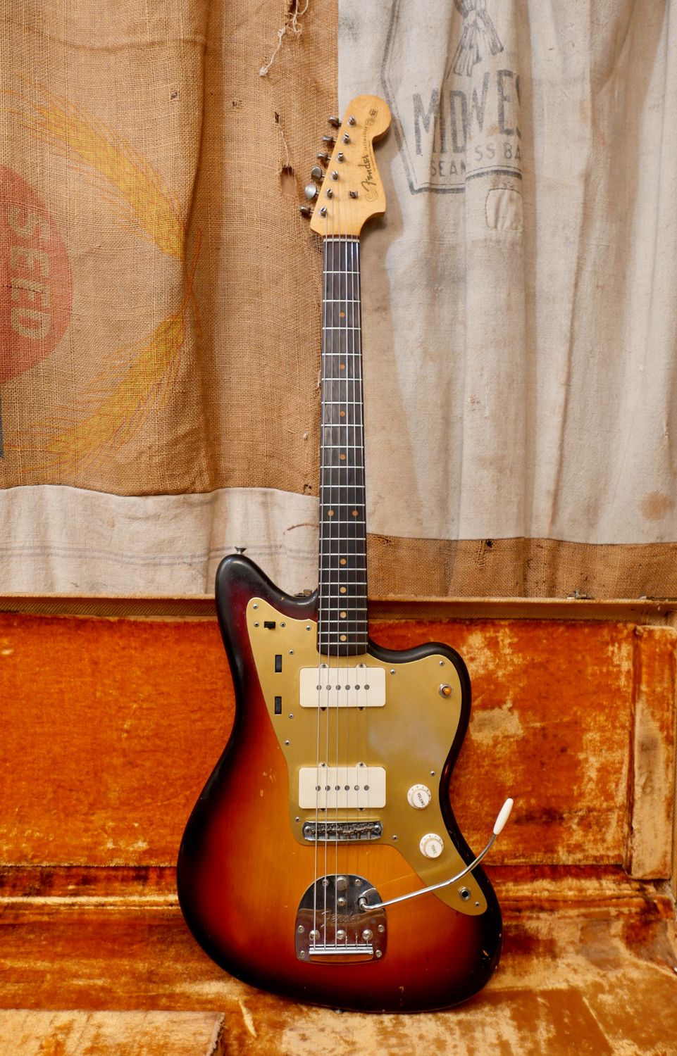 1959 Fender Jazzmaster Sunburst Gold-Guard