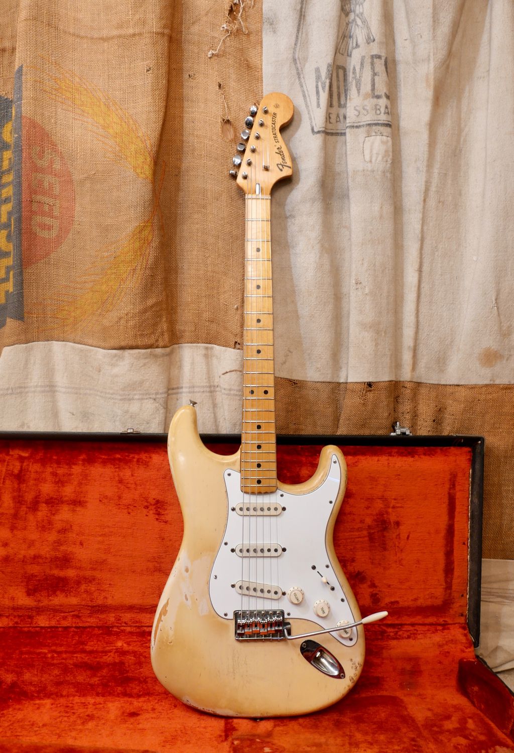 1971 Fender Stratocaster Blond