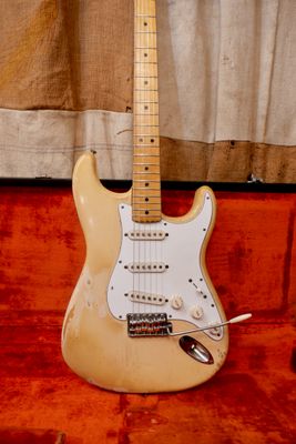 1971 Fender Stratocaster Blond